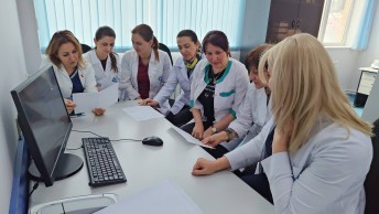 ԻՀԱԿ-ում կրեդիտավորված դասընթաց է անցկացվել բժիշկ-լաբորանտների համար