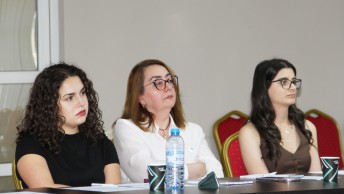 ԻՀԱԿ-ի և ԲԱՍ-ի նախաձեռնությամբ անցկացվել է կլոր-սեղան քննարկում Հեպատիտ Ց-ի բուժման թեմայով