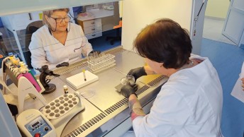 ԻՀԱԿ-ում կրեդիտավորված դասընթաց է անցկացվել բժիշկ-լաբորանտների համար