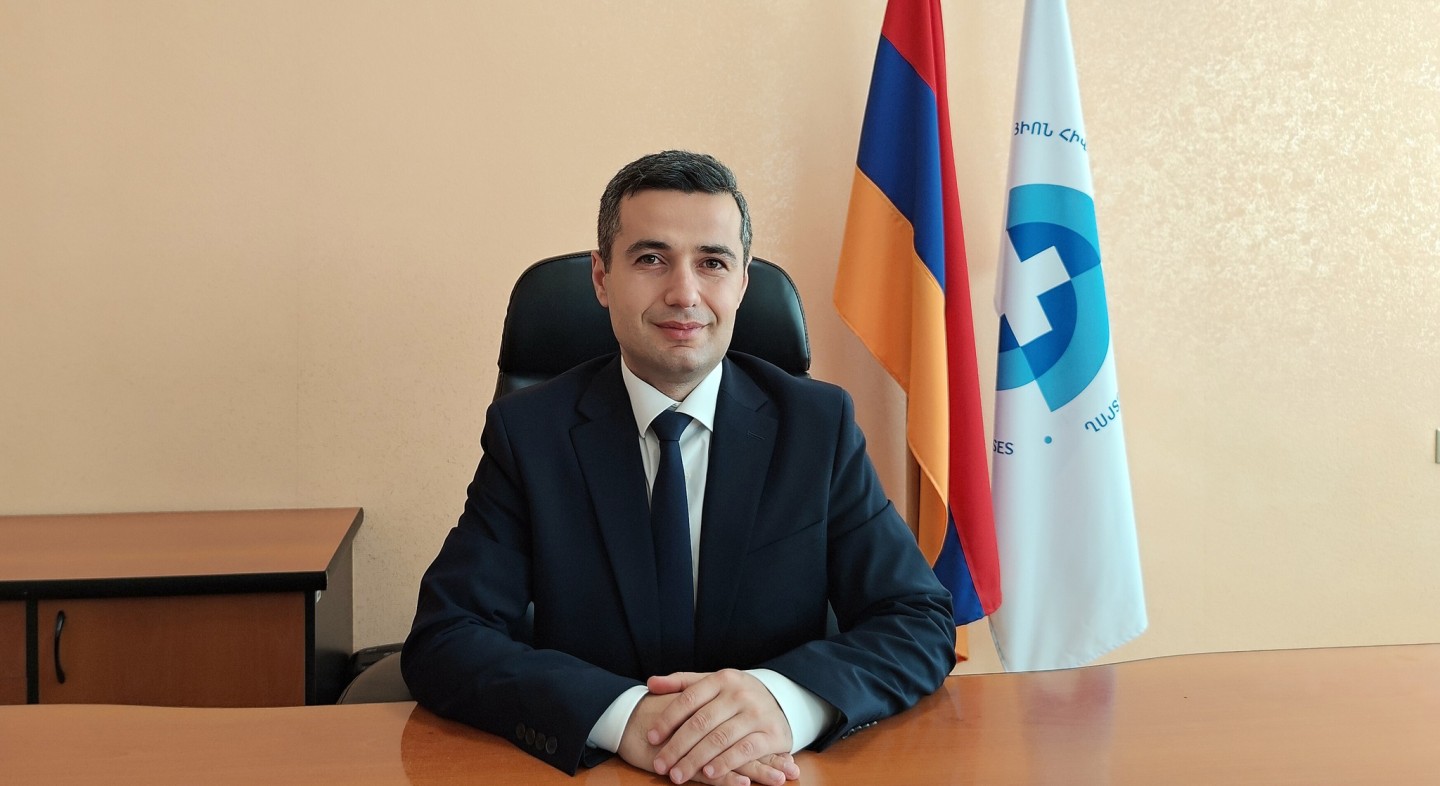 ԻՀԱԿ տնօրեն Արմեն Օհանյանի շնորհավորանքը Բուժաշխատողի օրվա առթիվ