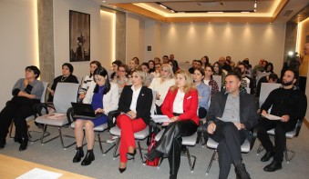 ԻՀԱԿ-ը նախաձեռնել էր հանդիպում-քննարկում՝ ՁԻԱՀ-ի դեմ պայքարի համաշխարհային օրվա շրջանակում