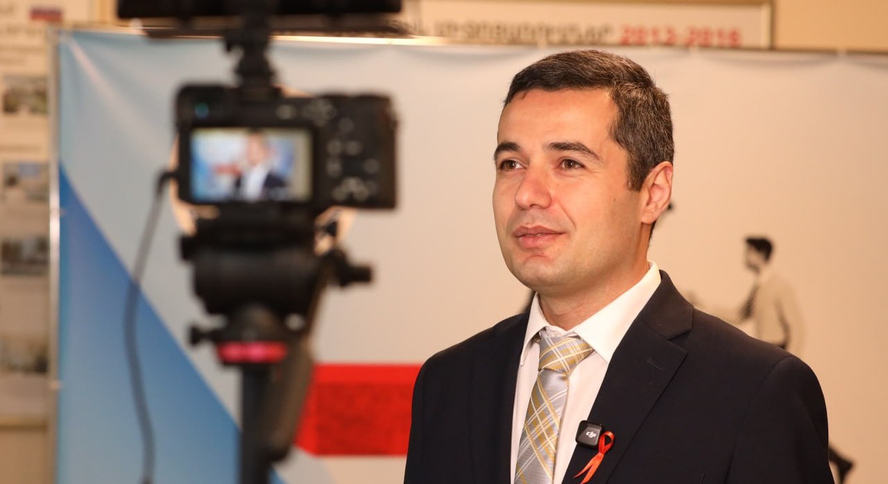 ԻՀԱԿ-ն ամփոփեց ՁԻԱՀ-ի դեմ պայքարի օրվա շրջանակում անցկացված գիտաժողովը